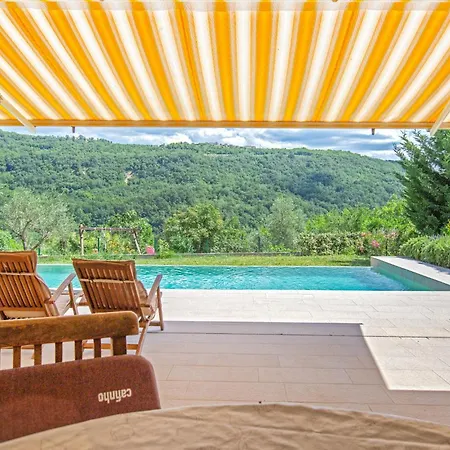 Beautiful In Smarje With Kitchen Holiday home Krkavce