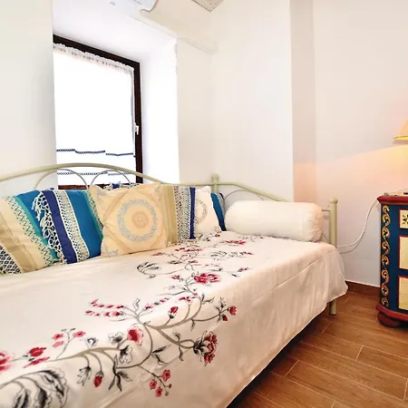 Beautiful In Smarje With Kitchen Holiday home