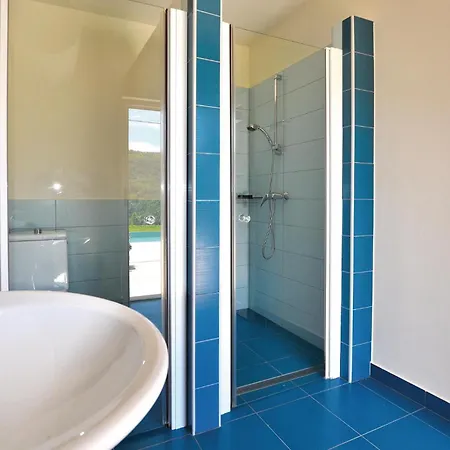 Holiday home Beautiful In Smarje With Kitchen Krkavce